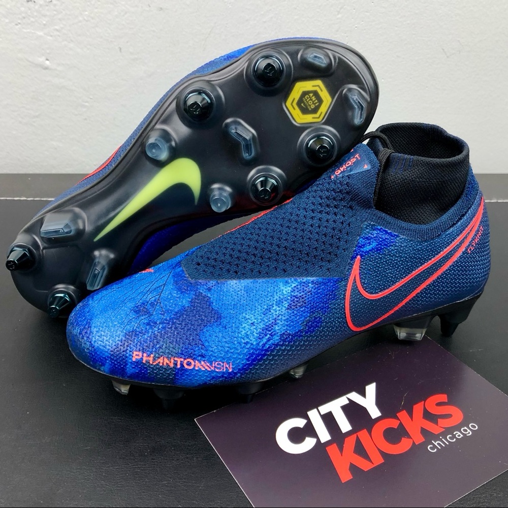 Nike Phantom Vision Elite DF SG-Pro Soccer Cleats